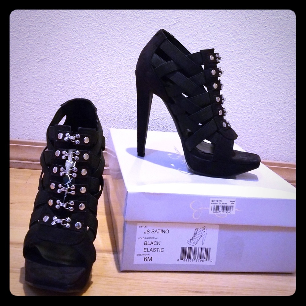 Jessica Simpson Satino